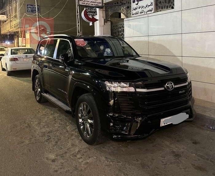 تويوتا لاندكروزر